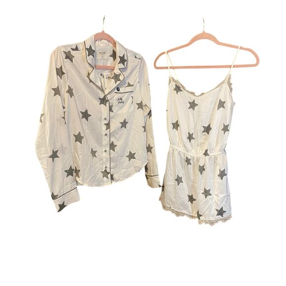 Gilly Hicks by Hollister Star Print Satin Pajama Set XS Top & Lace Romper NWT - Picture 2 of 11